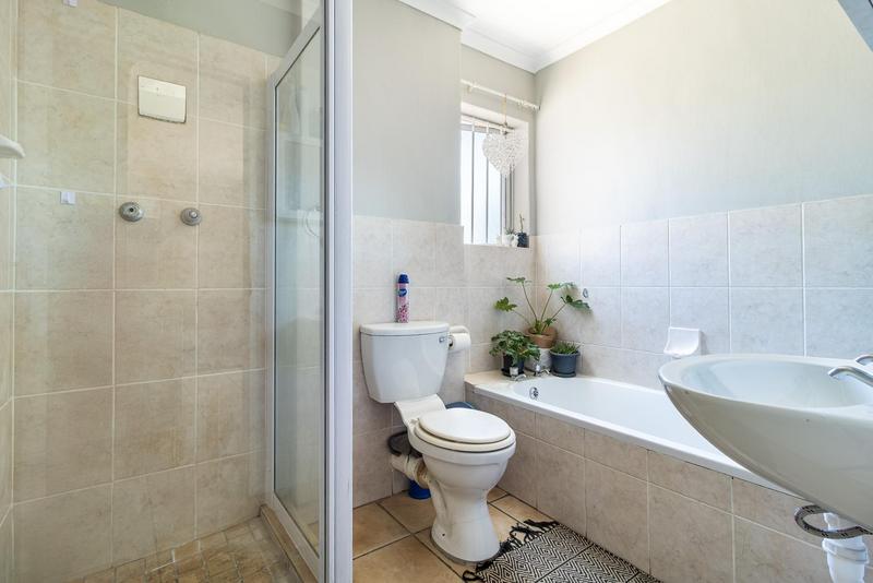 2 Bedroom Property for Sale in Sonstraal Heights Western Cape